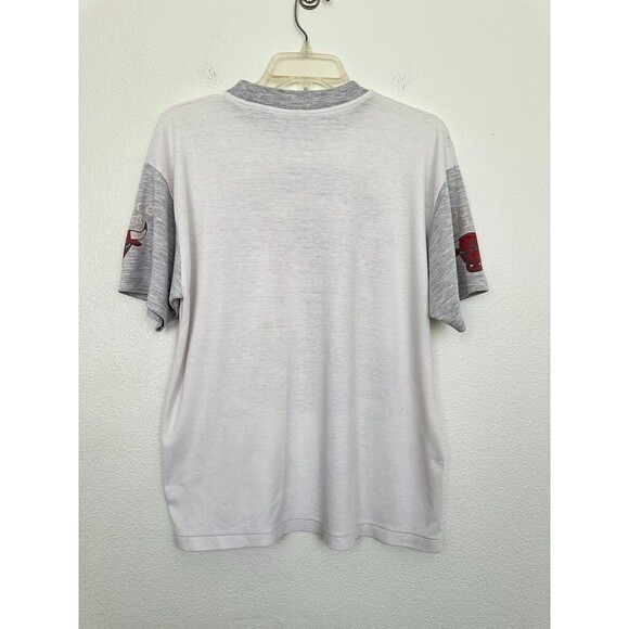Vintage NBA Chicago Bulls Single Stitch Logo Shirt 1991 White Gray Men's Small - Picture 8 of 12